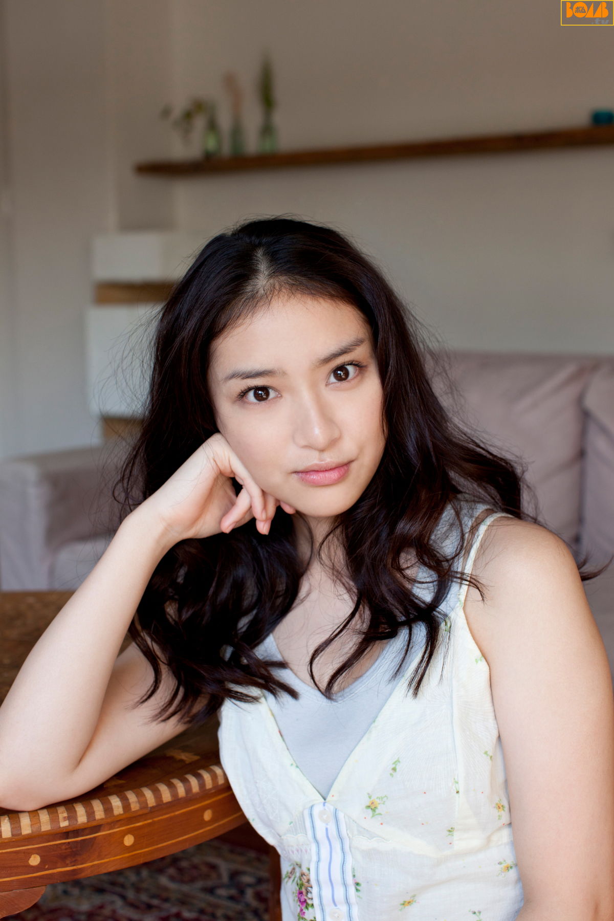 意外总是发生在女装过后